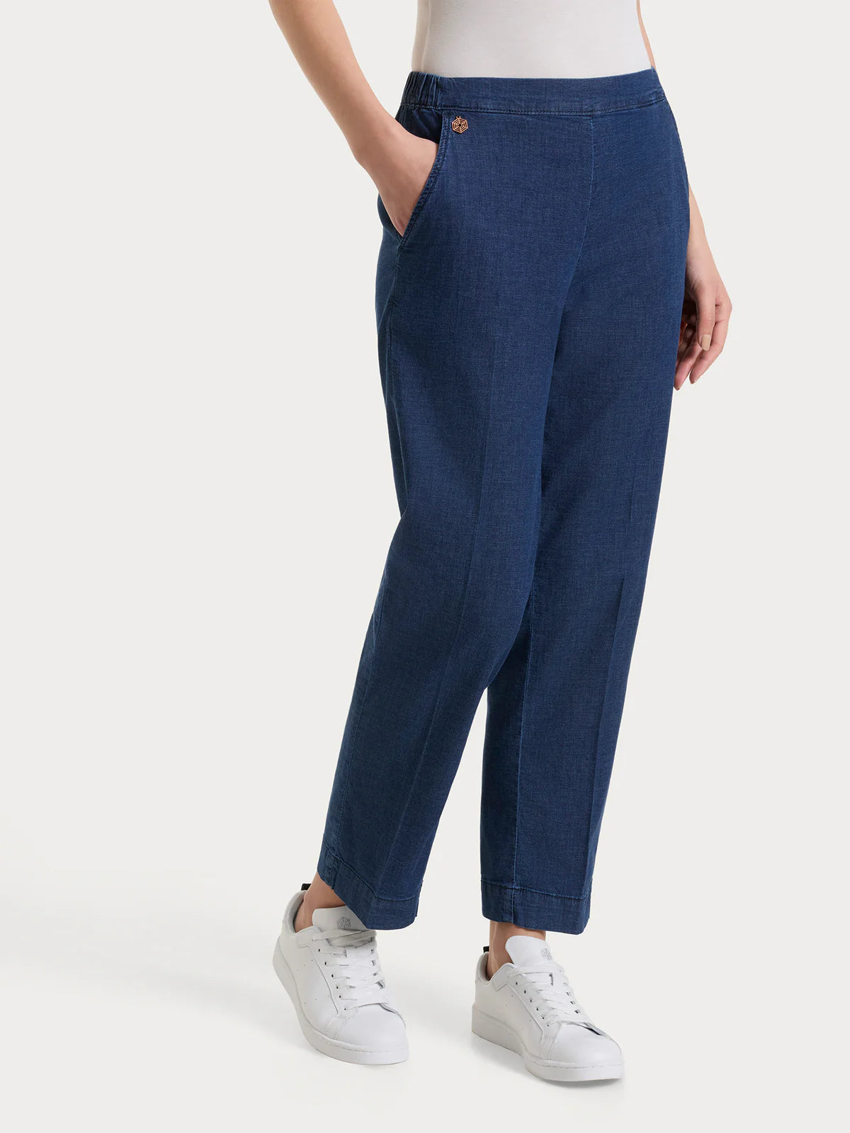 Jeans a gamba dritta con tasche in Super Light Denim